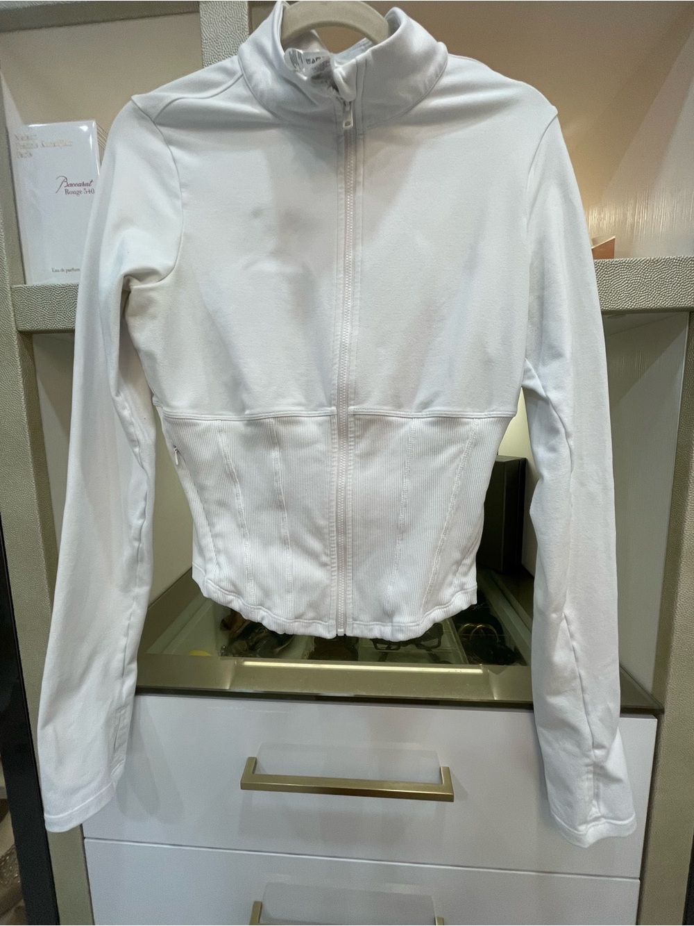 ALO Yoga White Fitted Zip-Front Bomber Jacket Size Medium - Picture 4 of 7
